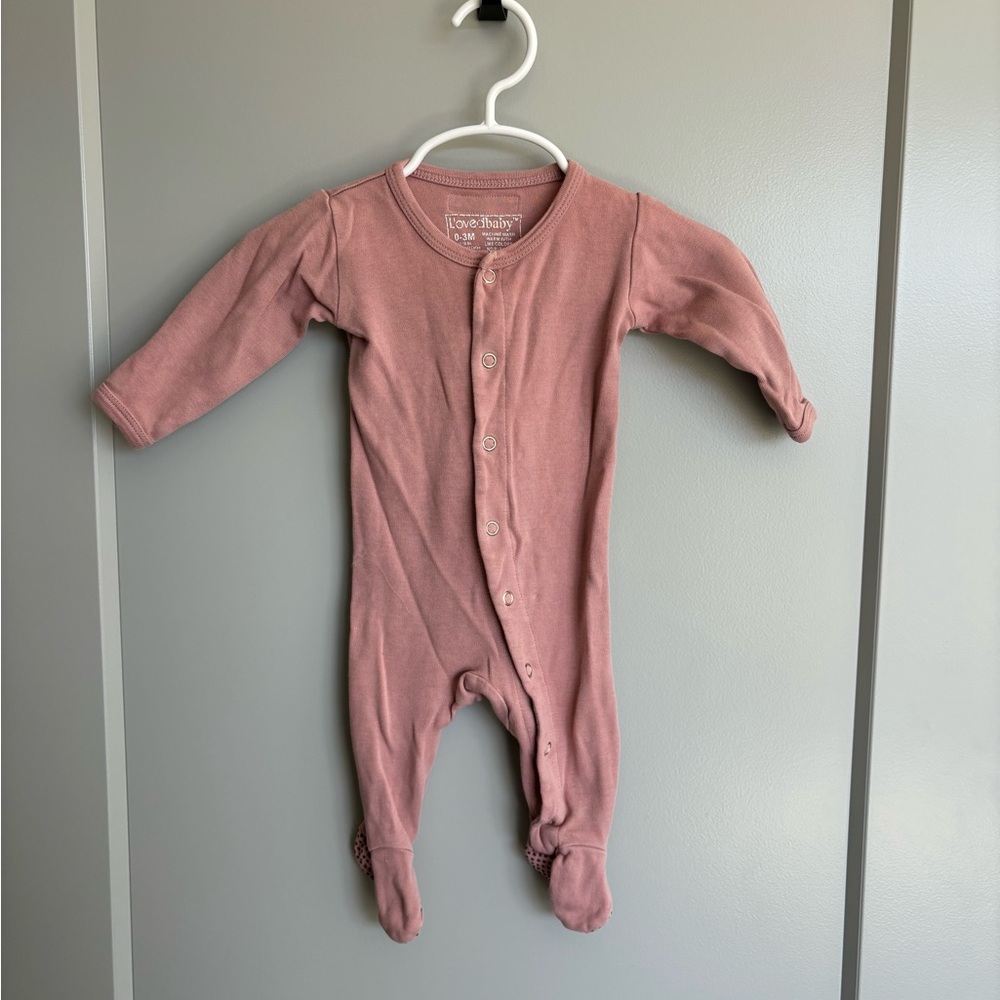 L’oved baby footie pajamas pink button up girl 0-3 months